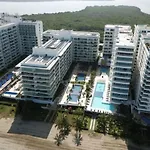 Espectacular apartamento Morros Epic Cartagena, Acceso directo a la playa